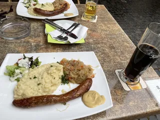 Die Bratwursts